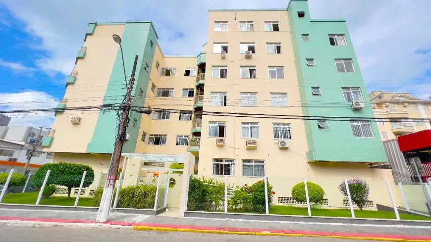 Foto 1 de Apartamento com 3 Quartos para alugar, 90m² em Balneário, Florianópolis