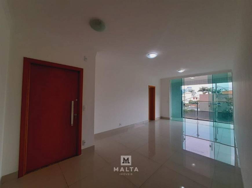 Foto 1 de Apartamento com 3 Quartos para alugar, 102m² em Barreiro, Belo Horizonte
