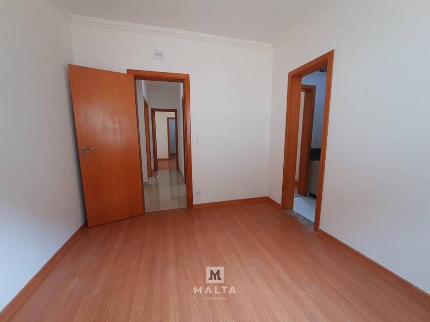 Foto 5 de Apartamento com 3 Quartos para alugar, 102m² em Barreiro, Belo Horizonte
