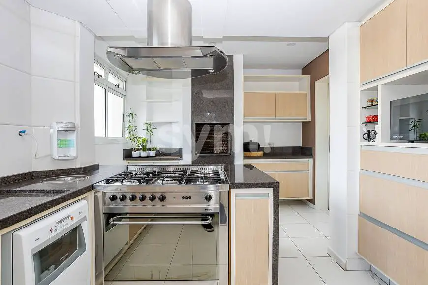Foto 4 de Apartamento com 3 Quartos à venda, 155m² em Batel, Curitiba