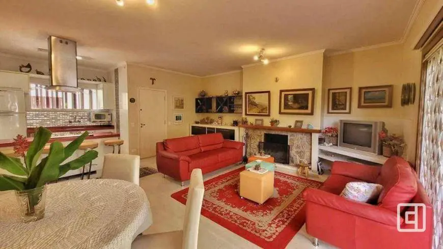 Foto 1 de Apartamento com 3 Quartos à venda, 164m² em Centro, Campos do Jordão