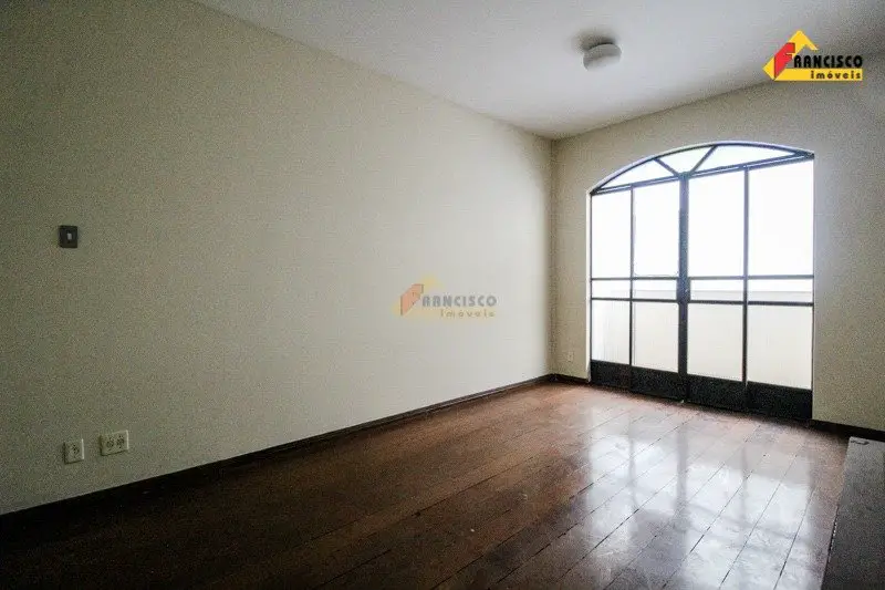 Foto 1 de Apartamento com 3 Quartos para alugar, 180m² em Centro, Divinópolis