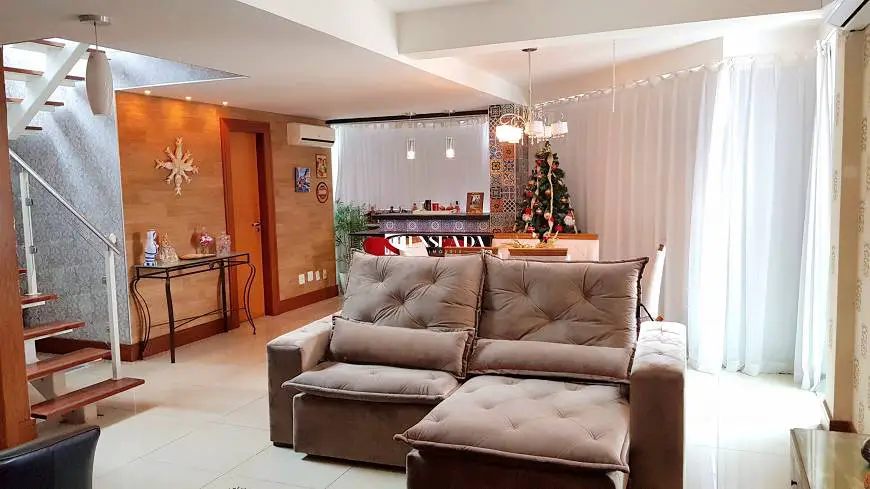 Foto 1 de Apartamento com 3 Quartos à venda, 145m² em Praia do Canto, Vitória