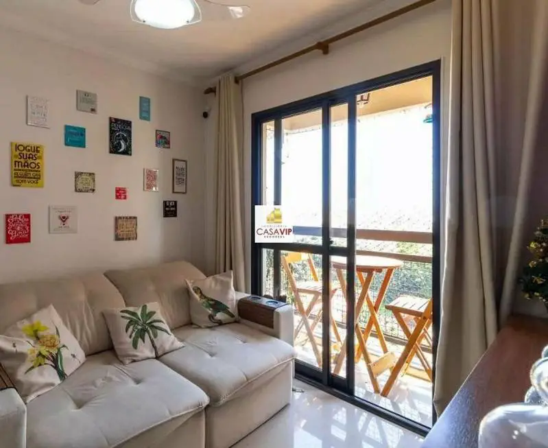Foto 2 de Apartamento com 3 Quartos à venda, 63m² em Vila Carbone, São Paulo