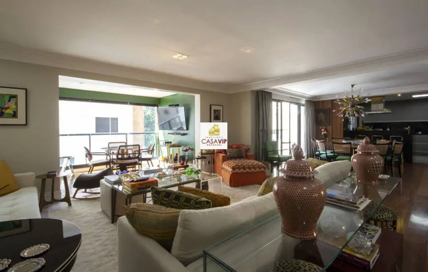 Foto 1 de Apartamento com 3 Quartos à venda, 200m² em Vila Progredior, São Paulo