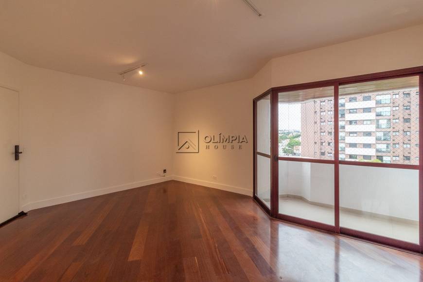 Foto 1 de Apartamento com 4 Quartos para alugar, 125m² em Campo Belo, São Paulo