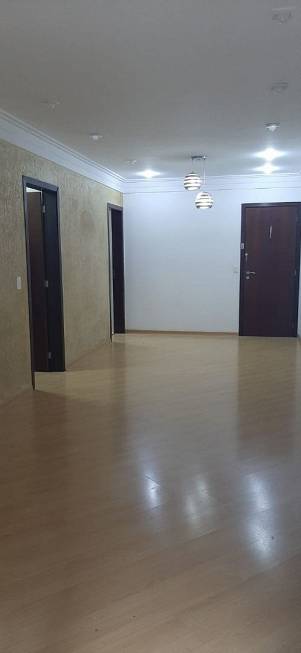 Foto 3 de Apartamento com 4 Quartos à venda, 210m² em Centro Cívico, Curitiba