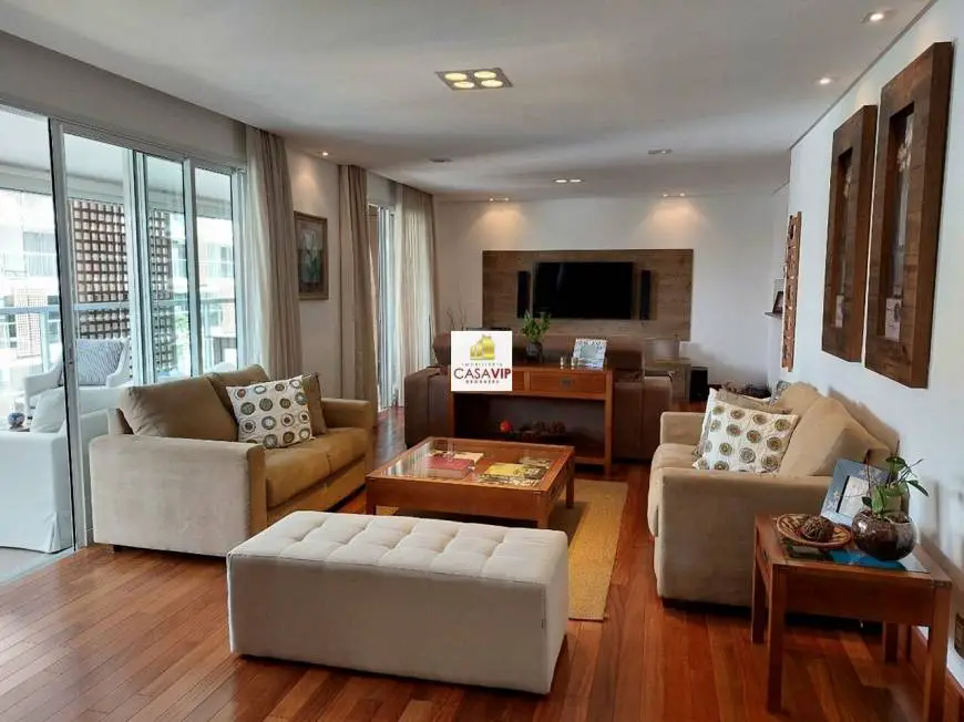 Foto 1 de Apartamento com 4 Quartos à venda, 186m² em Chácara Santo Antônio, São Paulo