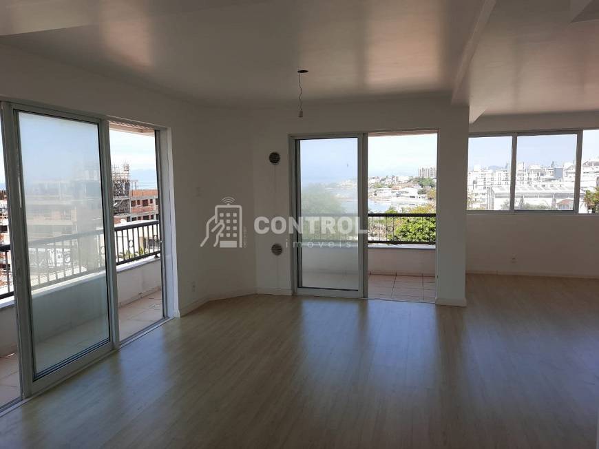 Foto 4 de Apartamento com 4 Quartos à venda, 206m² em Coqueiros, Florianópolis