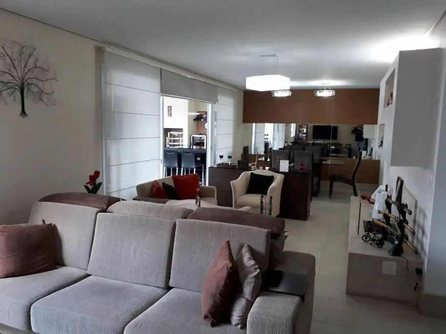 Foto 2 de Apartamento com 4 Quartos à venda, 165m² em Itaim Bibi, São Paulo