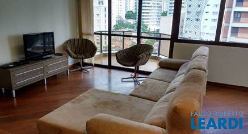 Foto 1 de Apartamento com 4 Quartos para alugar, 174m² em Paraíso, São Paulo