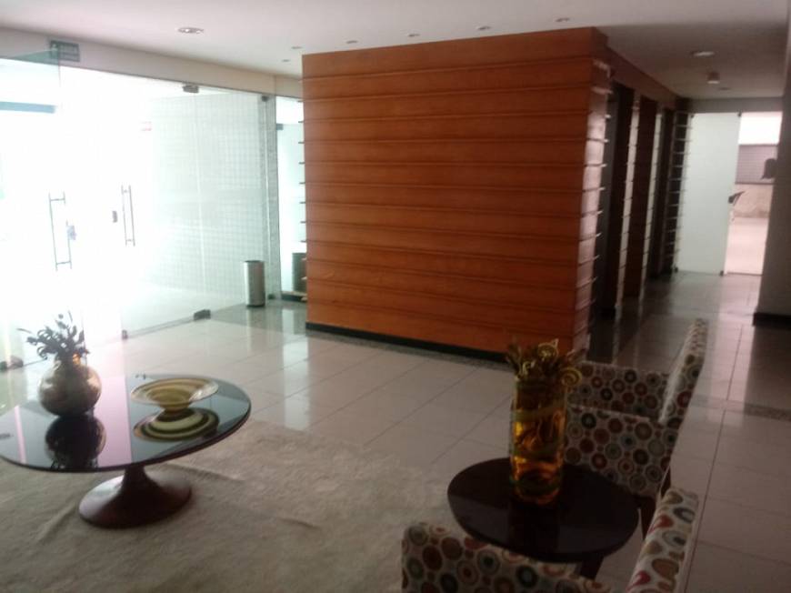 Foto 3 de Apartamento com 4 Quartos para venda ou aluguel, 185m² em Poço, Recife