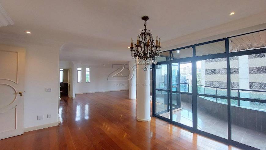 Foto 1 de Apartamento com 4 Quartos para alugar, 220m² em Sion, Belo Horizonte