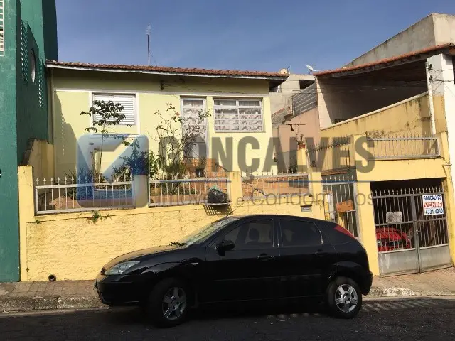 Foto 2 de Casa com 2 Quartos à venda, 250m² em Demarchi, São Bernardo do Campo