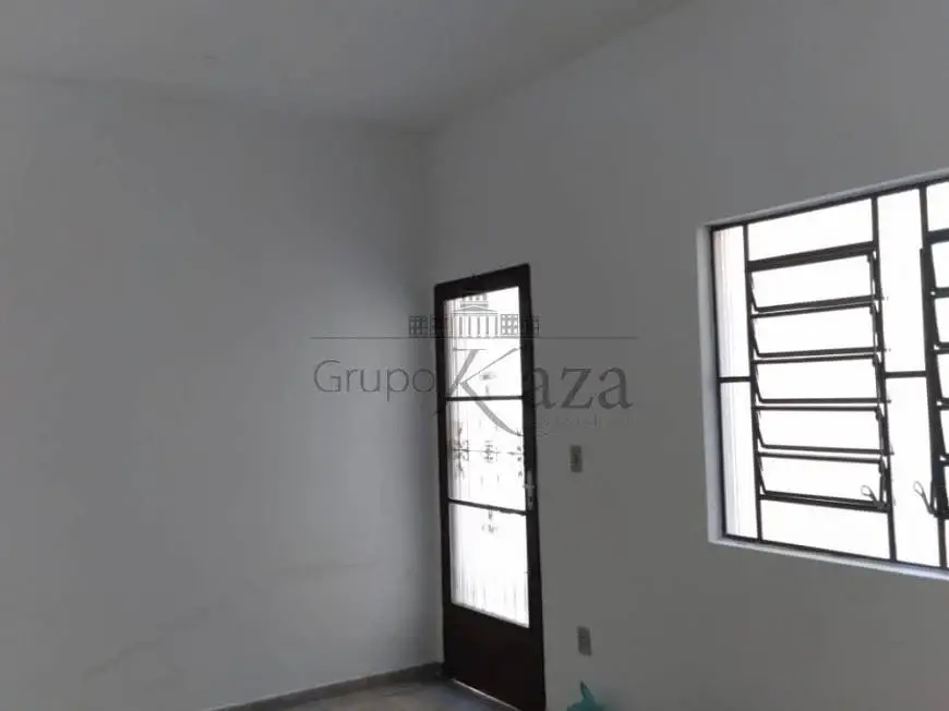 Foto 3 de Casa com 2 Quartos para alugar, 65m² em Jardim Satélite, São José dos Campos