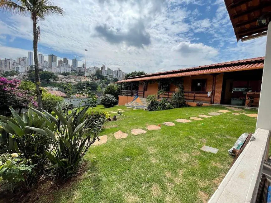 Foto 1 de Casa com 3 Quartos para alugar, 340m² em Palmeiras, Belo Horizonte