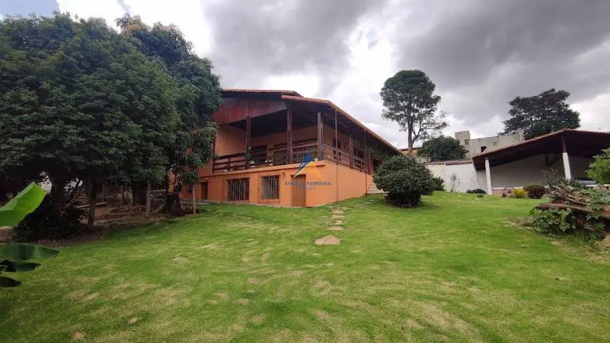 Foto 3 de Casa com 3 Quartos para alugar, 340m² em Palmeiras, Belo Horizonte