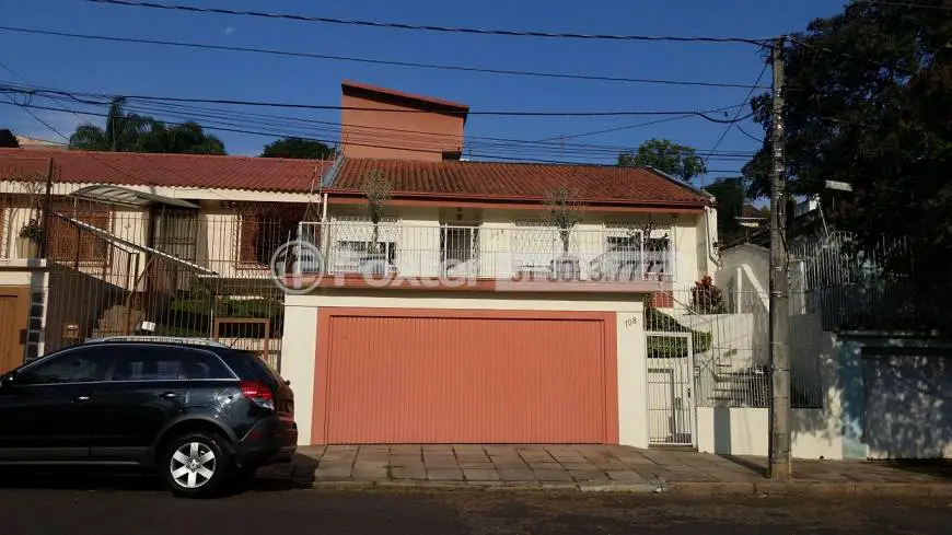 Foto 1 de Casa com 3 Quartos à venda, 240m² em Santa Tereza, Porto Alegre