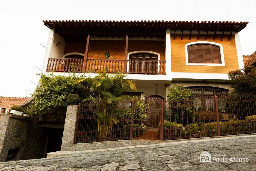 Foto 1 de Casa com 3 Quartos à venda, 505m² em Vila Bela, Poços de Caldas
