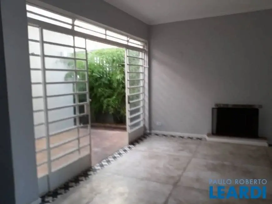 Foto 2 de Casa com 3 Quartos para alugar, 300m² em Vila Olímpia, São Paulo