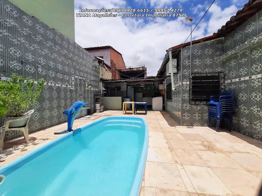 Foto 2 de Casa com 4 Quartos à venda, 124m² em Jardim Guanabara, Fortaleza
