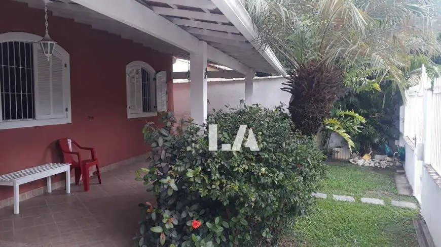 Foto 1 de Casa com 4 Quartos à venda, 150m² em Maravista, Niterói