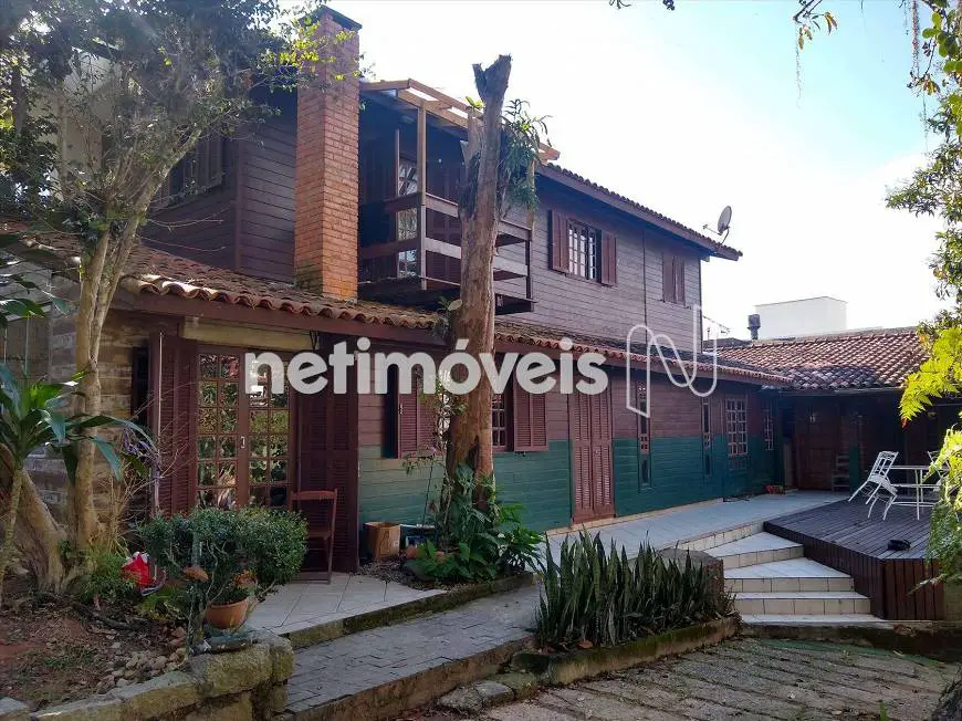 Foto 1 de Casa com 6 Quartos à venda, 107m² em Trindade, Florianópolis