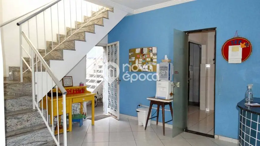 Foto 2 de Casa com 8 Quartos à venda, 328m² em Tijuca, Rio de Janeiro