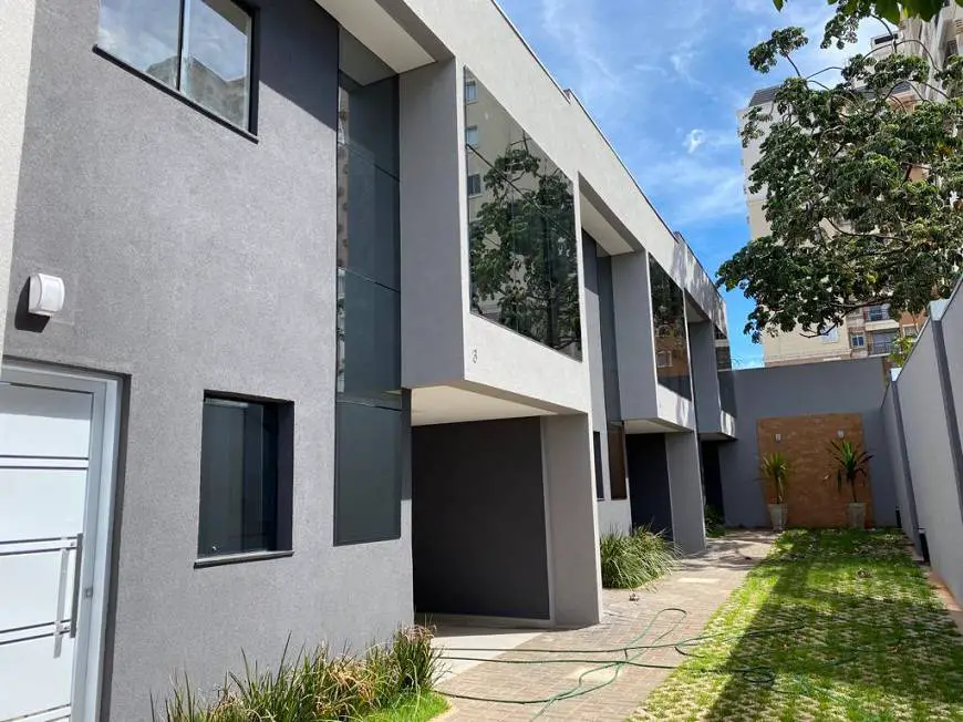 Foto 1 de Casa de Condomínio com 3 Quartos à venda, 89150m² em Jardim Mansur, Campo Grande