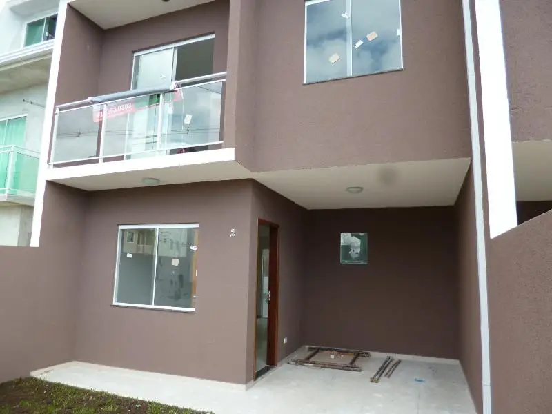 Foto 1 de Sobrado com 3 Quartos para venda ou aluguel, 112m² em Sitio Cercado, Curitiba