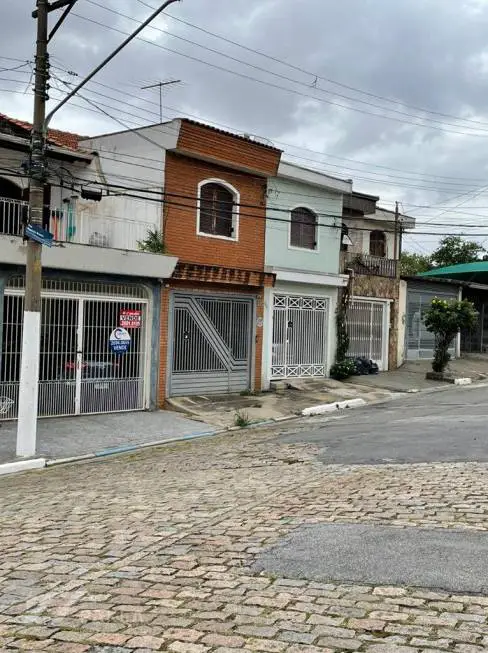 Foto 1 de Sobrado com 3 Quartos para alugar, 125m² em Vila Bertioga, São Paulo