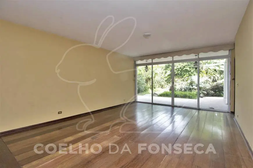 Foto 3 de Sobrado com 4 Quartos à venda, 520m² em Granja Julieta, São Paulo