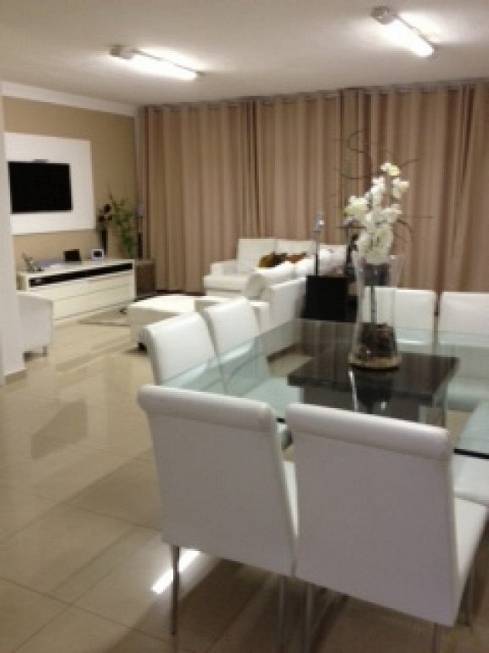 Foto 3 de Sobrado com 5 Quartos à venda, 380m² em Vila Galvão, Guarulhos