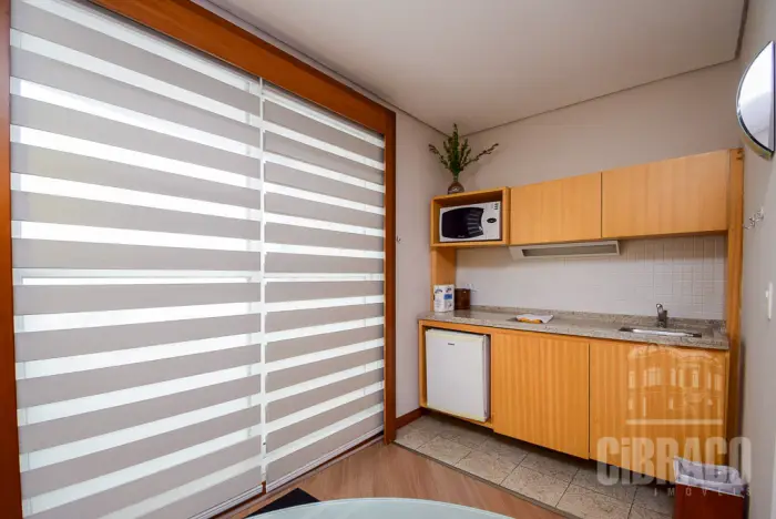 Foto 5 de Apartamento com 1 Quarto para alugar, 49m² em Batel, Curitiba