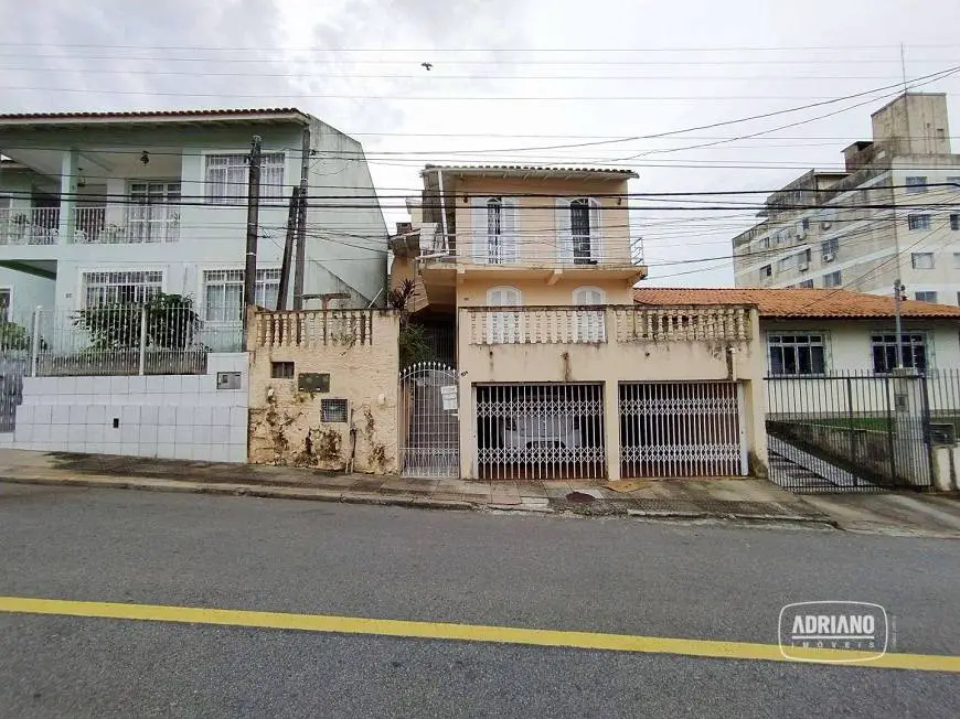 Foto 1 de Apartamento com 1 Quarto para alugar, 60m² em Capoeiras, Florianópolis