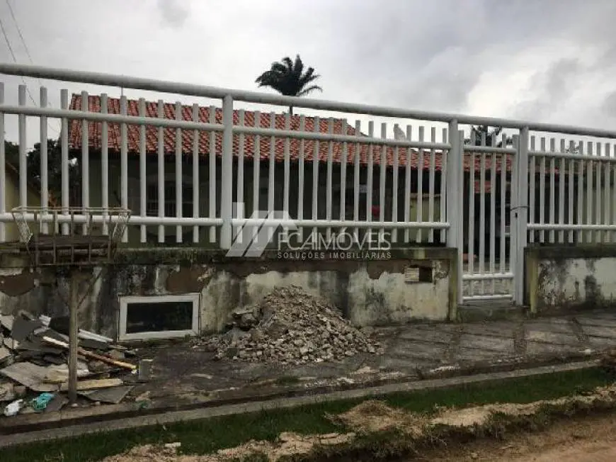 Foto 1 de Apartamento com 1 Quarto à venda, 174m² em Iguabinha, Araruama