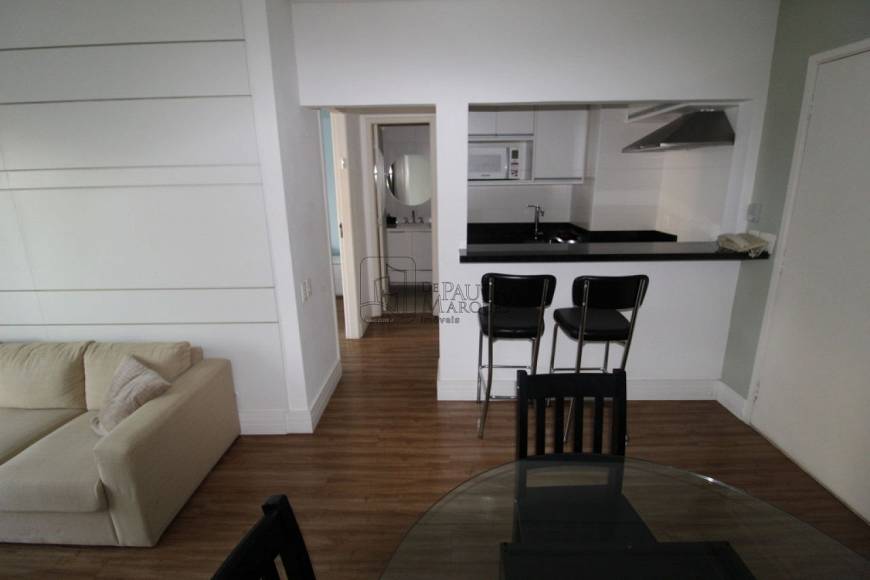 Foto 3 de Apartamento com 1 Quarto para alugar, 45m² em Jardins, São Paulo