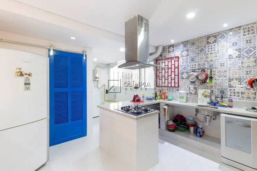 Foto 5 de Apartamento com 2 Quartos à venda, 136m² em Bela Vista, São Paulo