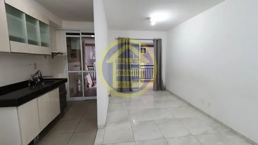 Foto 2 de Apartamento com 2 Quartos para alugar, 67m² em Bela Vista, São Paulo
