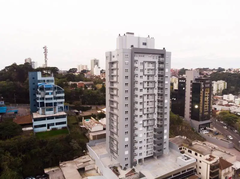 Foto 1 de Apartamento com 2 Quartos à venda, 56m² em Lourdes, Caxias do Sul