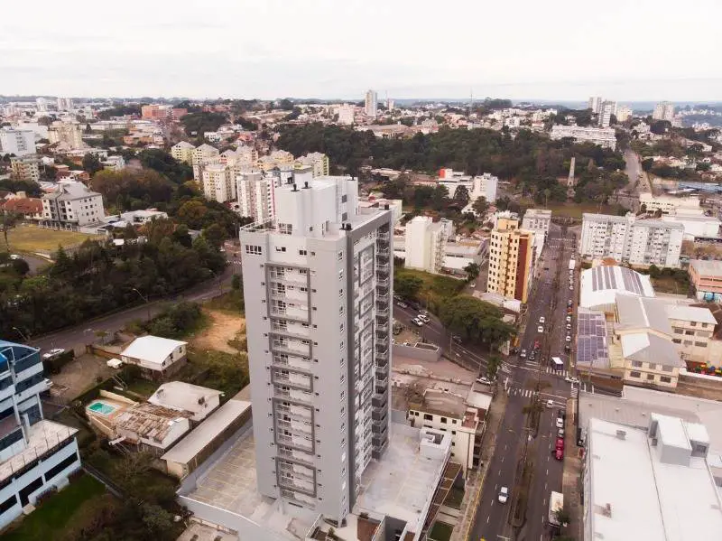 Foto 3 de Apartamento com 2 Quartos à venda, 56m² em Lourdes, Caxias do Sul