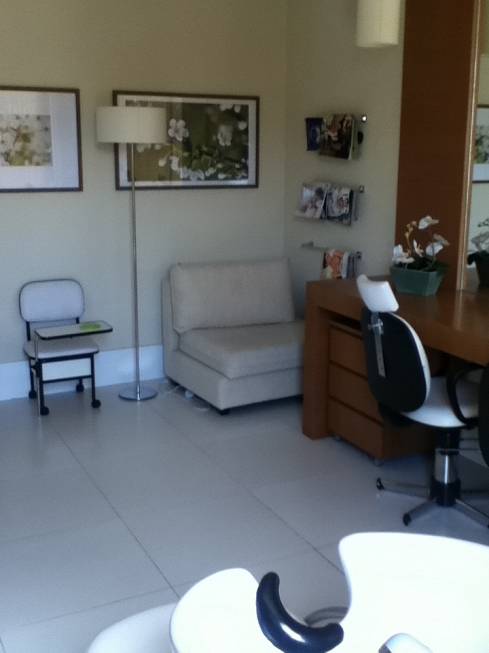 Foto 2 de Apartamento com 2 Quartos para venda ou aluguel, 73m² em Moema, São Paulo