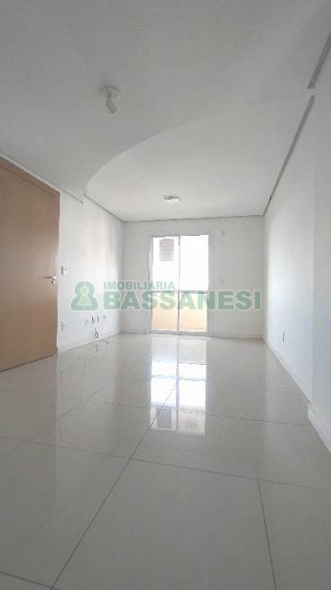 Foto 3 de Apartamento com 2 Quartos para alugar, 70m² em Panazzolo, Caxias do Sul