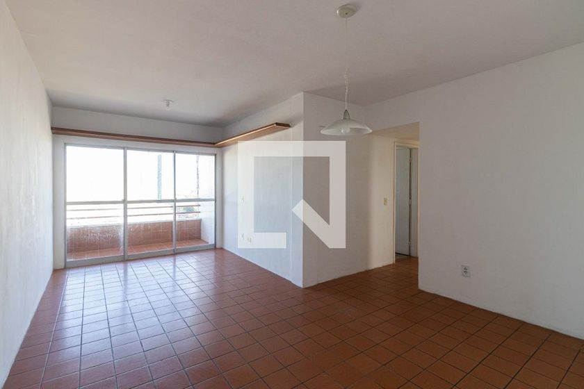 Foto 1 de Apartamento com 2 Quartos para alugar, 90m² em Santo Amaro, Recife