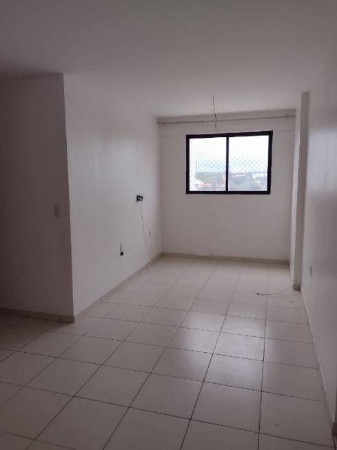 Foto 2 de Apartamento com 2 Quartos à venda, 51m² em São Jorge, Maceió