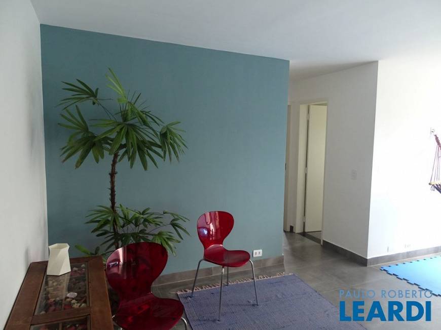 Foto 1 de Apartamento com 2 Quartos para venda ou aluguel, 55m² em Vila Madalena, São Paulo