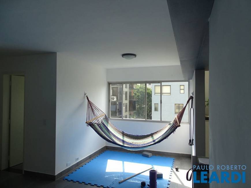 Foto 3 de Apartamento com 2 Quartos para venda ou aluguel, 55m² em Vila Madalena, São Paulo