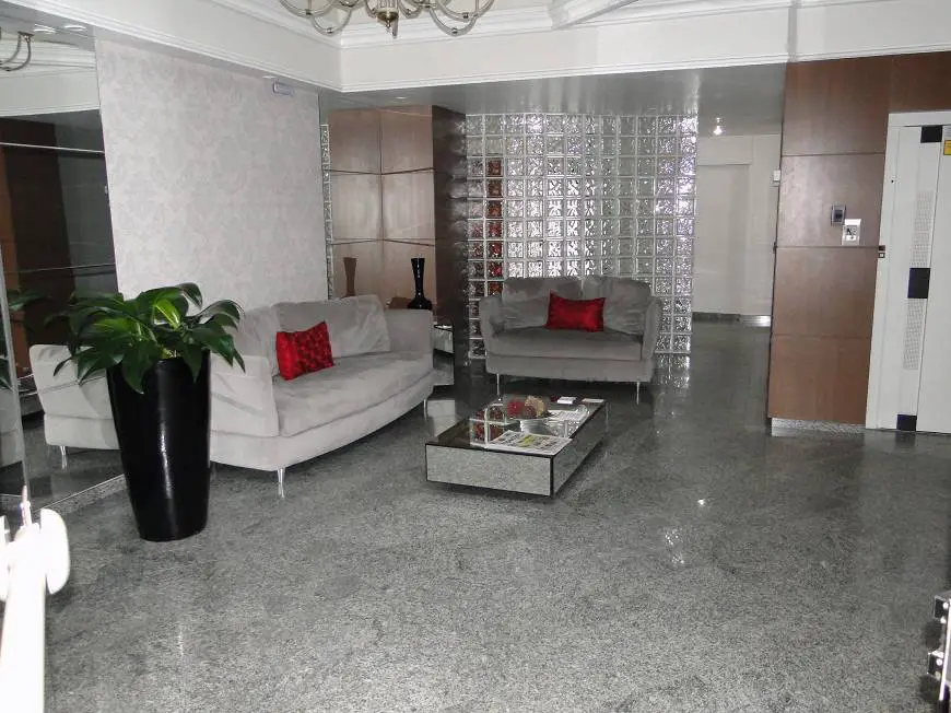 Foto 1 de Apartamento com 3 Quartos para alugar, 164m² em Água Verde, Curitiba