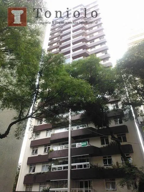 Foto 1 de Apartamento com 3 Quartos para alugar, 110m² em Batel, Curitiba