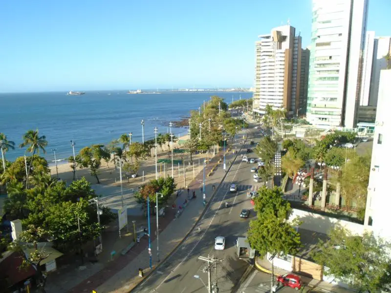 Foto 4 de Apartamento com 3 Quartos para alugar, 120m² em Beira Mar, Fortaleza